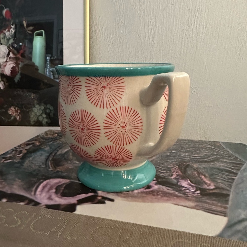The Pioneer Woman 2 Vintage Bloom Mugs 1 Flea Market Happiness Mug Coffee Tea - Picture 7 of 9